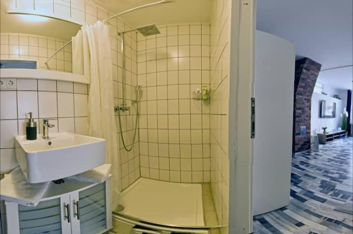 Moderne Wohnung Schwarzwald - In Bester Lage Direkt Am Fluss باد ويلباد المظهر الخارجي الصورة